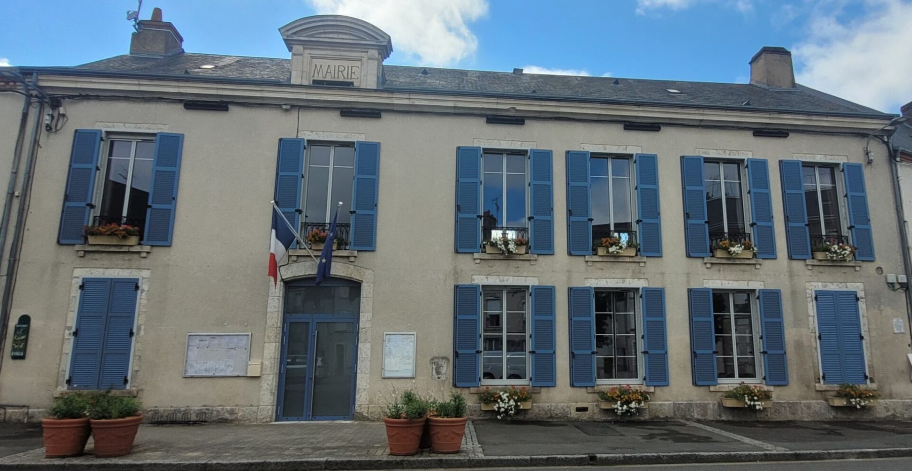 mairie artenay